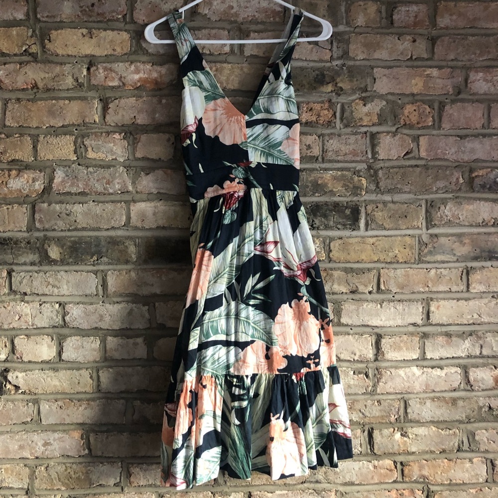 Beautiful Ann Taylor floral dress